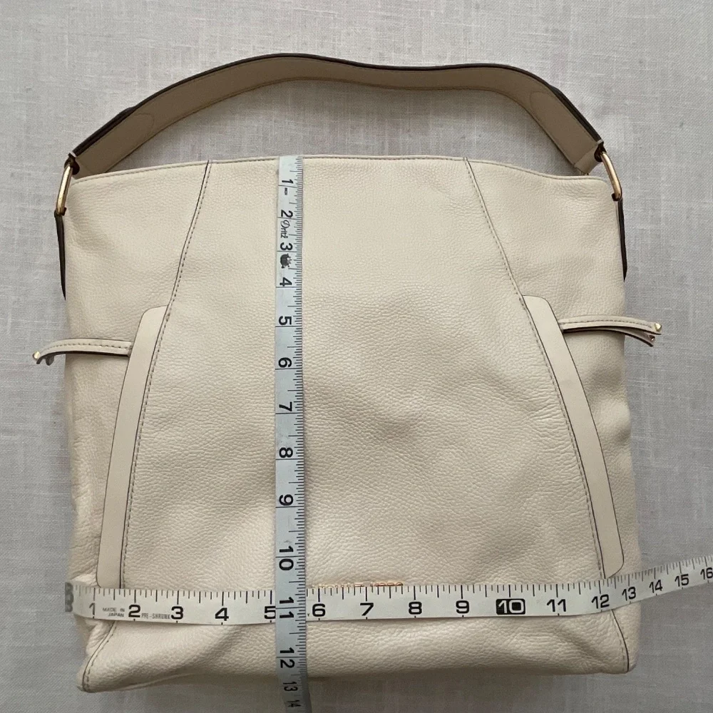NWT Michael Kors Evie Light Cream Leather Hobo Shoulder Bag NEW
